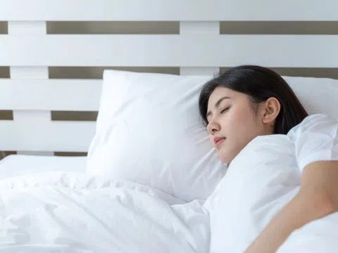 Tác dụng không ngờ của việc 'ngủ nướng'