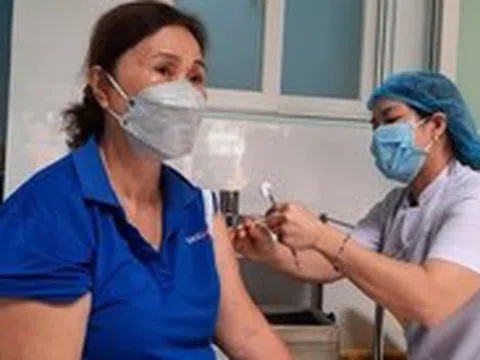 Số ca nhiễm COVID-19 tại TP.HCM đang giảm nhanh