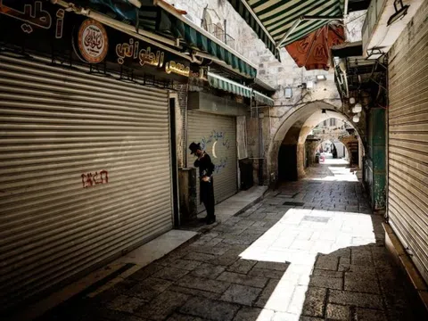 40.000 du khách đang bị mắc kẹt ở Israel