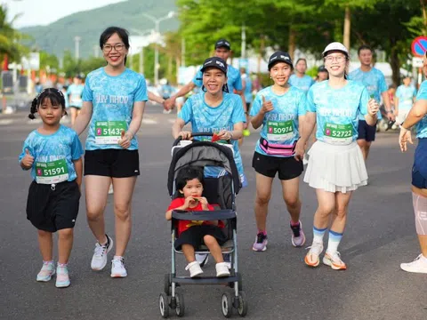 Ngày hội du lịch kết hợp chạy bộ của các gia đình tại Quy Nhơn