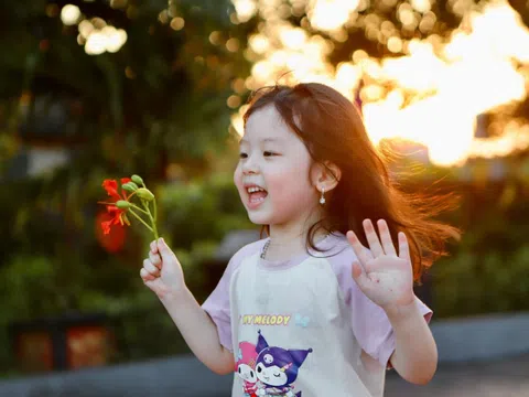 Cha mẹ nên ‘vun trồng’ hệ miễn dịch cho trẻ từ giai đoạn nào?