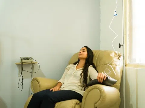 Có nên truyền dịch khi mắc sốt xuất huyết?