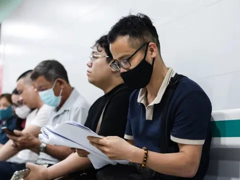 Người bệnh ung thư vui mừng vì được cấp thuốc 3 tháng/lần