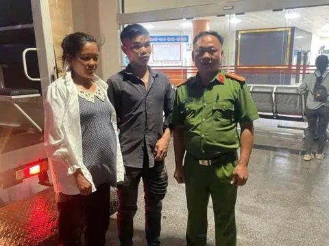 Trắng đêm mưa bão cứu bệnh nhân