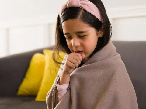 Cách trị ho tự nhiên cho trẻ nhỏ