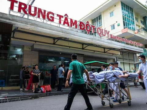 Cảnh tượng khác lạ ở Trung tâm đột quỵ