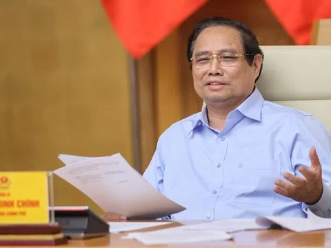 Thủ tướng: Chuyển từ thụ động khám chữa bệnh sang bảo vệ sức khỏe nhân dân khi chưa có bệnh