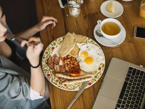 Những món ăn sáng càng ăn mỡ máu càng tăng vọt