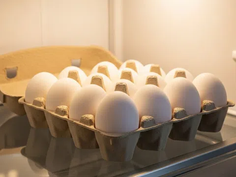 Trứng để được bao lâu ở nhiệt độ phòng và trong tủ lạnh?