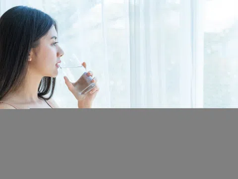 4 lưu ý uống nước để thận khỏe, cơ thể tràn đầy sinh lực