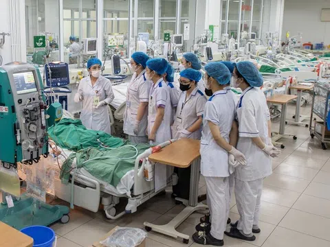 Tin mừng về lương cho bác sĩ, dược sĩ trẻ