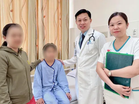 Bé gái mắc dị tật tim bẩm sinh được can thiệp thành công