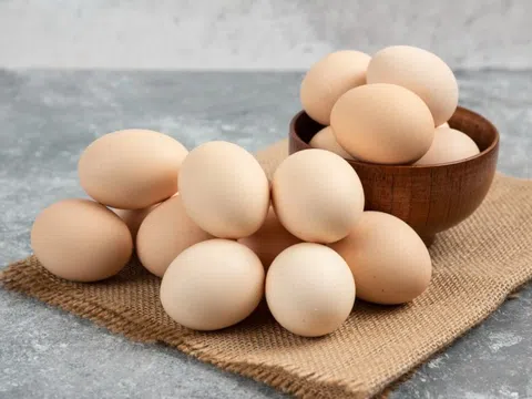 Điều gì xảy ra khi ăn trứng quá nhiều