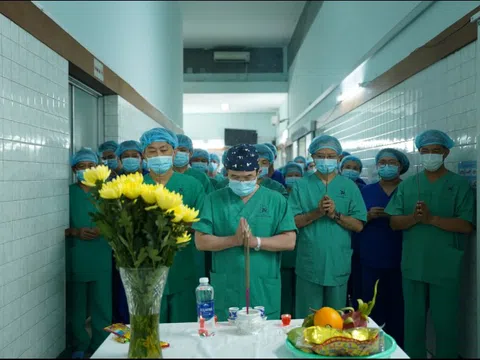 Cận cảnh quá trình hiến ghép tạng từ người cho chết não ở TP.HCM