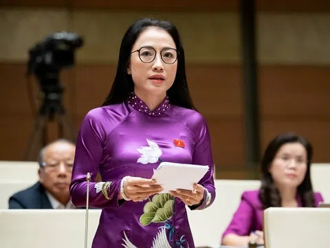 ĐB Quốc hội: Nhân viên y tế đã đổ máu ở nơi đáng lẽ bình yên nhất