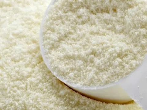 Chuyên gia lý giải vì sao có 'hạt cháy sém' trong sữa bột pha?