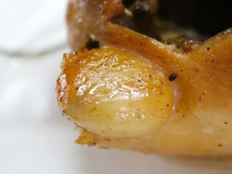 Một bộ phận rất bẩn của gà nhưng nhiều người mê