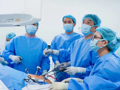 Vinmec trình diễn kỹ thuật ghép gan sống ở hội nghị ghép tạng Việt Nam