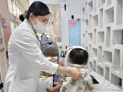 Bệnh truyền nhiễm ở TP.HCM tăng cao bất thường, nhiều trẻ nhập viện