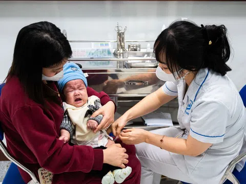 Cảnh khác lạ ở trung tâm tiêm chủng trong mùa cúm