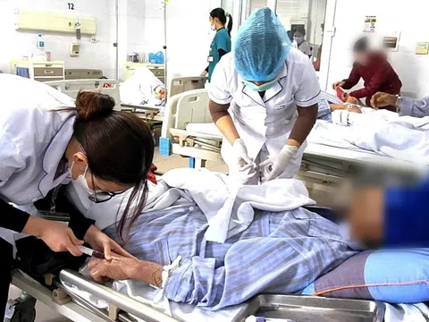 Mờ mắt đột ngột vì mắc giang mai thần kinh