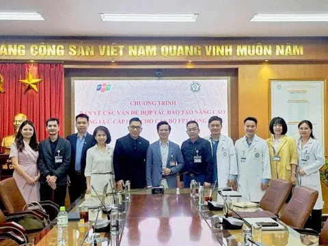 Bệnh viện Bạch Mai thúc đẩy hợp tác về đào tạo nâng cao năng lực cấp cứu cho cán bộ Long Châu