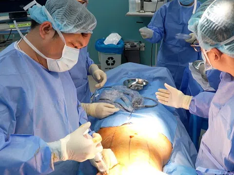 Thủng ruột, nhiễm trùng, trầm cảm là biến chứng thường gặp phẫu thuật thẩm mỹ hiện nay