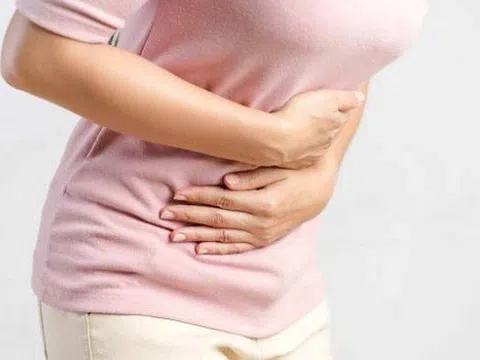 Phụ nữ tiền mãn kinh dễ mắc nhiễm trùng đường tiết niệu do đâu?