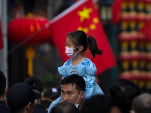 Trung Quốc trả toàn bộ chi phí sinh con để ngăn khủng hoảng dân số