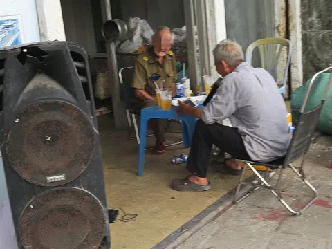 Cuối năm tiệc tùng, karaoke ồn ào khắp xóm, tiếng ồn gây hại sức khỏe tinh thần, thể chất ra sao?