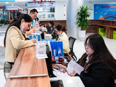 Mặt mày ngứa rát, bứt rứt khi ra đường: Bác sĩ chỉ ra 'thủ phạm'