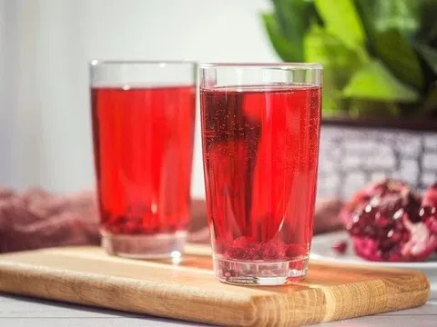 6 loại nước màu đỏ càng uống càng giảm mỡ máu