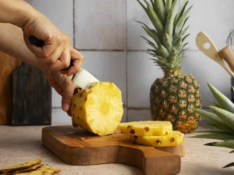 Điều gì xảy ra khi ăn dứa mỗi ngày?