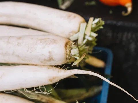 Củ cải trắng ngon nhưng không nấu cùng 4 thực phẩm này