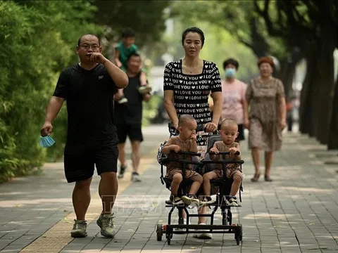 Trung Quốc đánh thuế bao cao su nhằm thúc đẩy tỷ lệ sinh