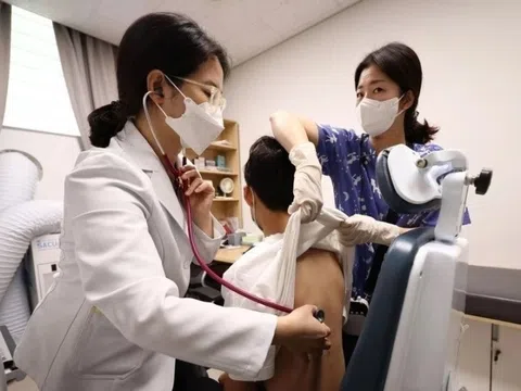 Đường lây truyền sùi mào gà phức tạp tại Việt Nam