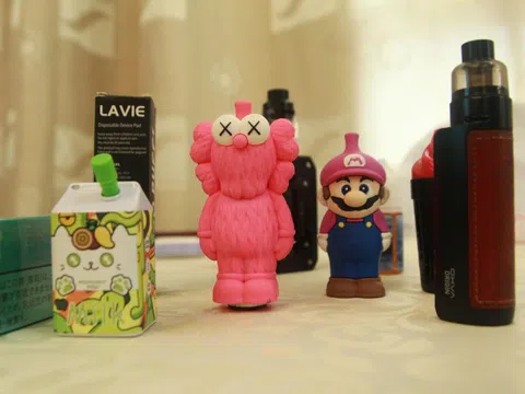 Buôn bán thuốc lá điện tử tinh vi, lực lượng chức năng 'đau đầu'