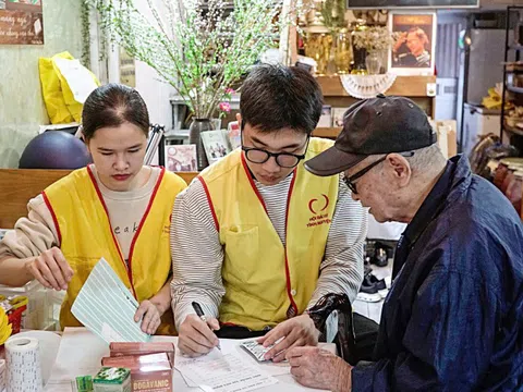 Mơ Phố: Quán cà phê thành... phòng khám miễn phí