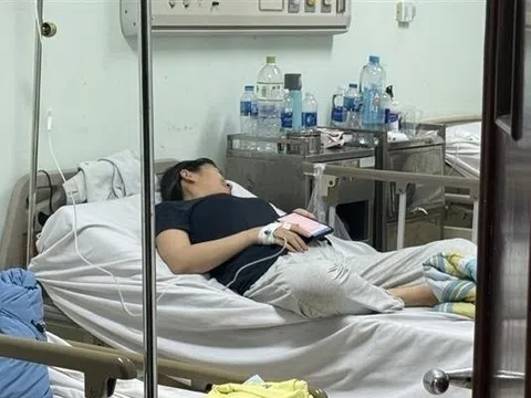 46 người cấp cứu sau bữa tiệc của ngân hàng ở TP.HCM: Tìm thấy E. coli