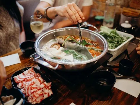 Thói quen âm thầm 'nuôi dưỡng' ung thư thực quản