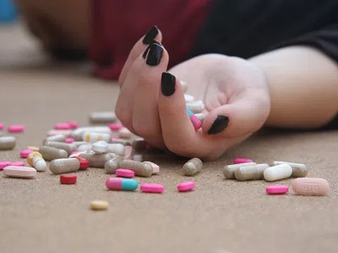 Ai có nguy cơ cao bị dị ứng thuốc?