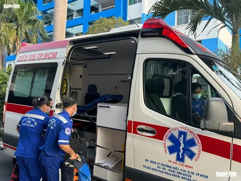 Thấy bóng y, bác sĩ cấp cứu 115 đến nhà, nỗi lo lắng dịu đi