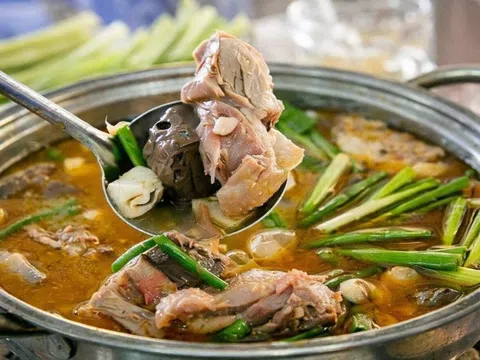 Bộ phận ở vịt chứa túi dịch hôi, nhiều vi khuẩn