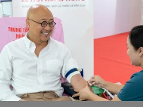 Hàng trăm nhân sự Prudential hiến máu hưởng ứng Lễ hội Xuân Hồng