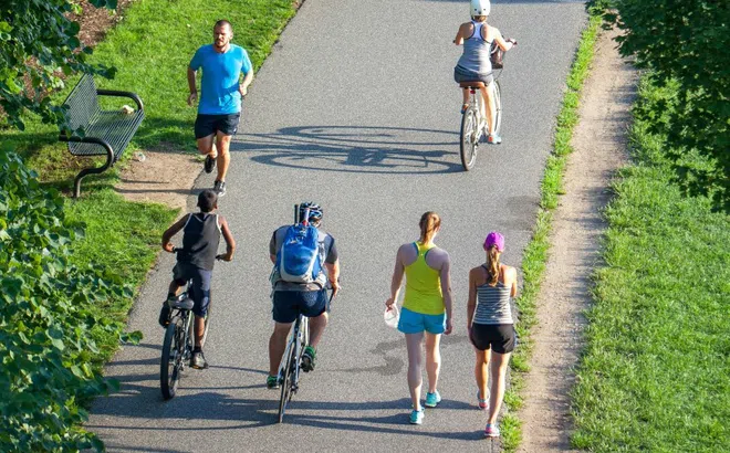 Đạp xe hay đi bộ tốt hơn