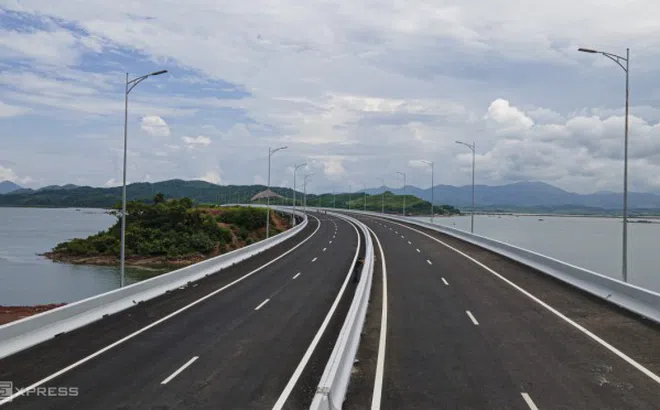 48 giờ ở Móng Cái - Trà Cổ