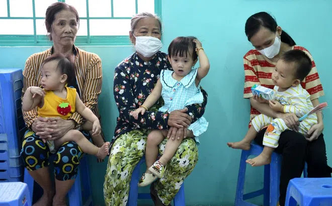 TP.HCM tiêm vaccine sởi ngày cuối tuần