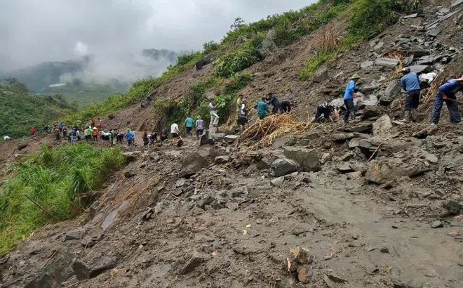 Nhiều điểm du lịch Sa Pa mở lại nhưng khách khó tiếp cận