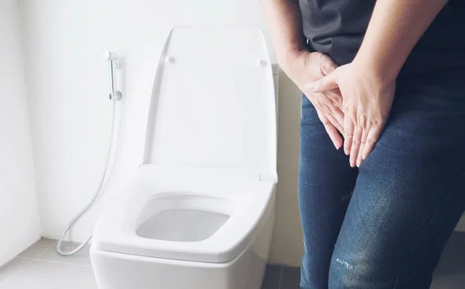 Lý do khiến bạn đi vệ sinh liên tục sau khi uống nước