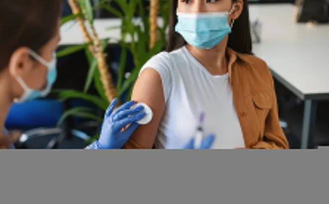 Tiêm vaccine bạch hầu cho bà bầu có an toàn?